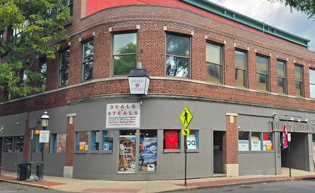 Deals & Steals Natural Foods