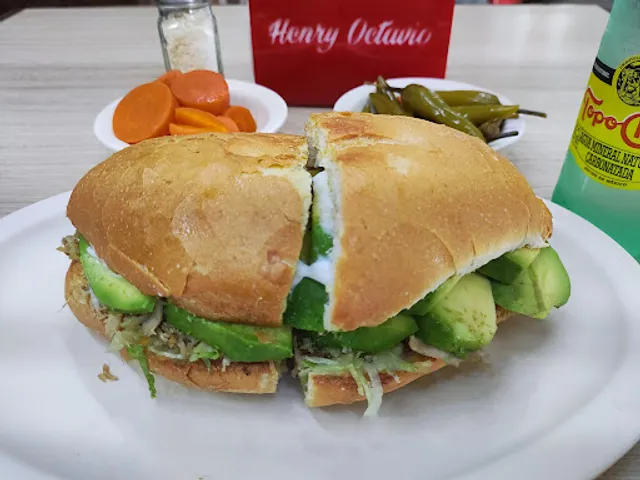 Henry Octavio Tortas y Hamburguesas