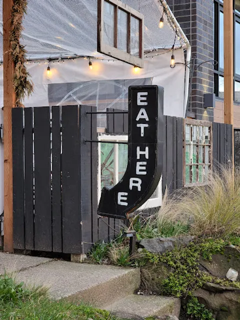 MOTO Pizza West Seattle