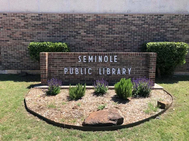 Seminole Public Library