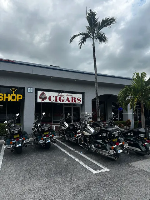 Sabor Havana Cigars @ Doral Bar & Lounge