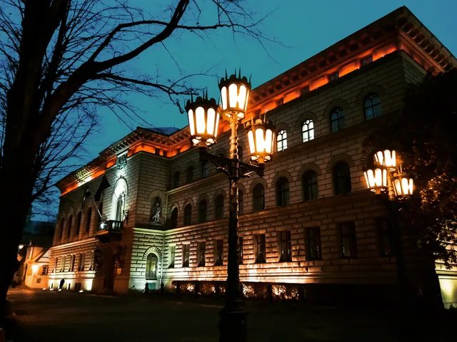 Cinnamon Sally Backpackers Hostel