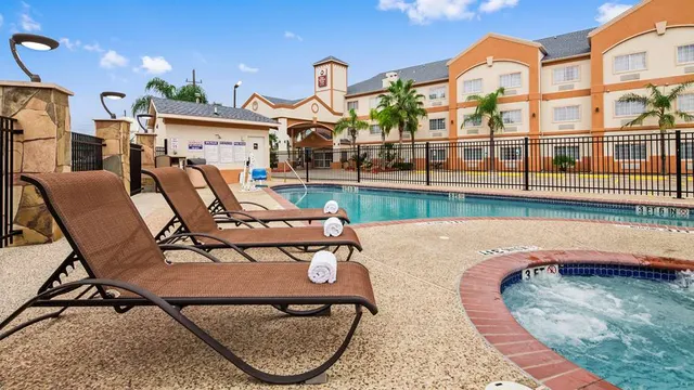 Best Western Plus Houston Atascocita Inn & Suites