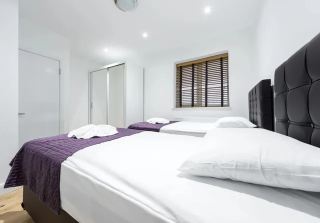 Liverpool Street House Apartments