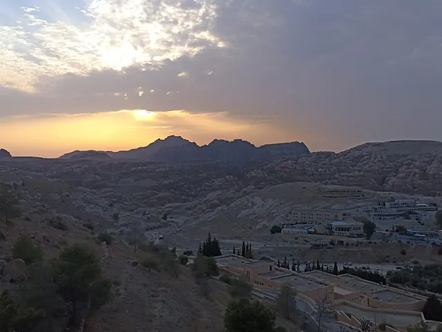 Viewpoint Petra and Wadi Musa