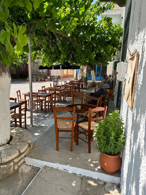 ΟΠΩΣ ΠΑΛΙΑ ΚΑΦΕ-ΜΕΖΕΔΟΠΟΛΕΙΟCafeteria Melidoni