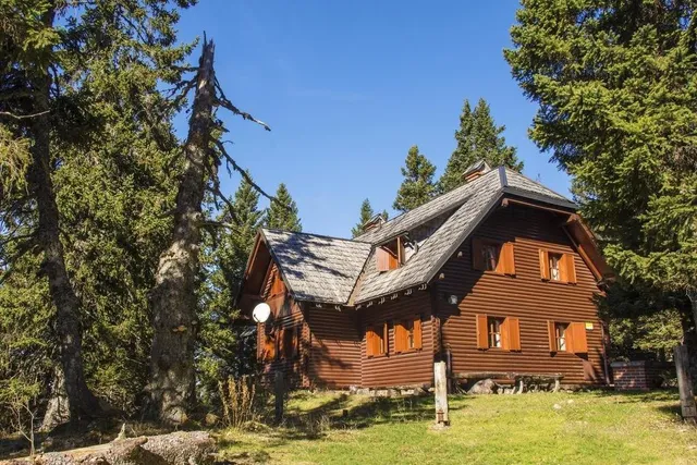 Apartmajska hiša Muštrinka