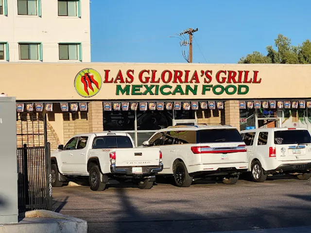 Las Glorias Grill