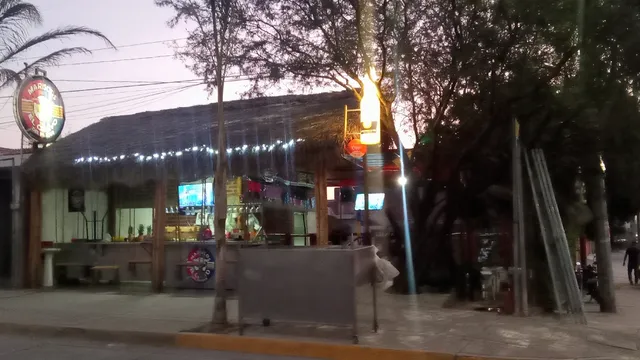 Mariscos el chavo las torres