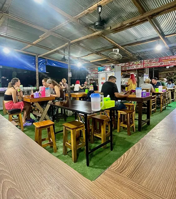 THE Big SISTER Thai Food