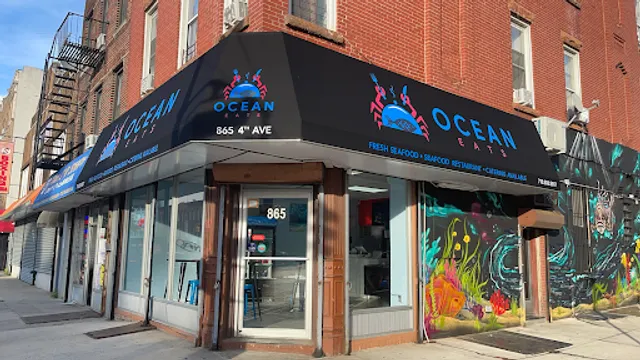 Ocean Eats & Island Treats