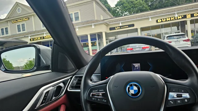 The Shoppes at Hamilton Crossing