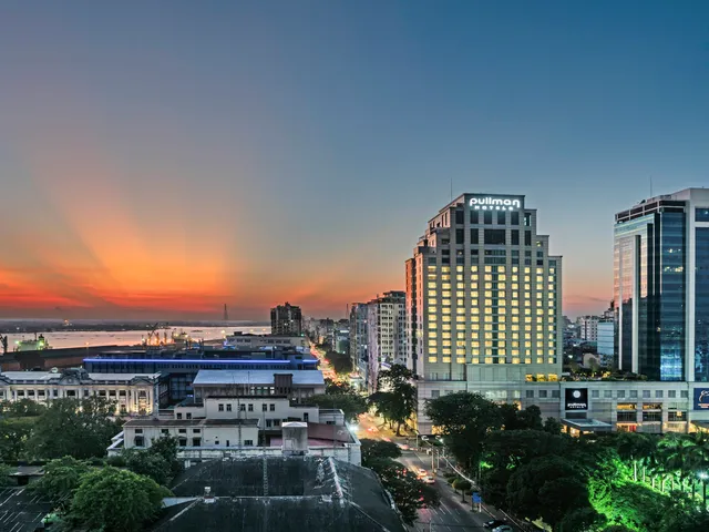 Pullman Yangon Centrepoint