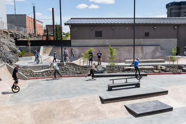 Riverfront Skate & Wheels Park