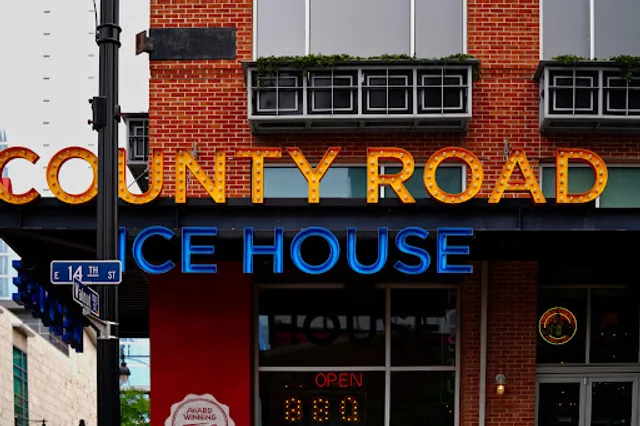 County Road Ice House