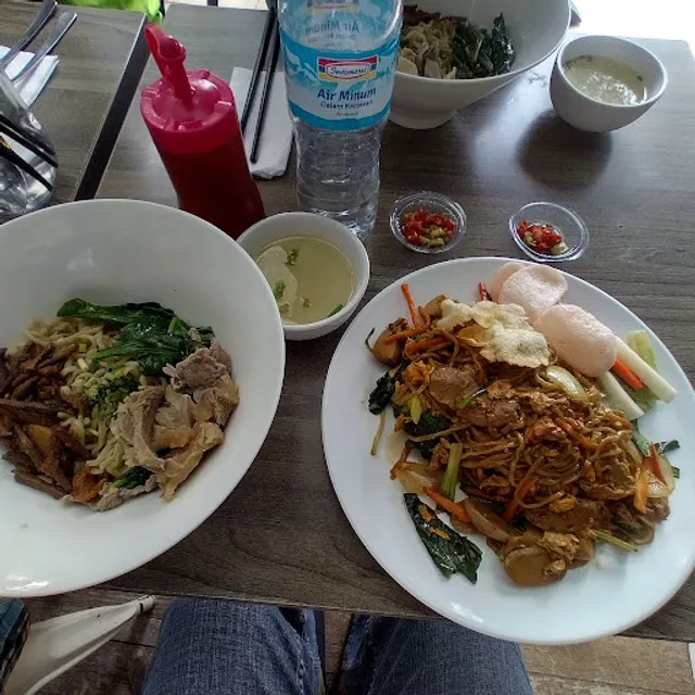 A Fung Baso Sapi Asli