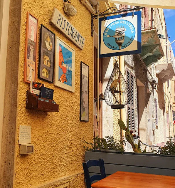 La bottega dell'isola