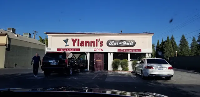 Yianni's Bar & Grill