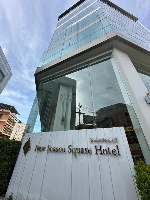 New Season Square Hotel
