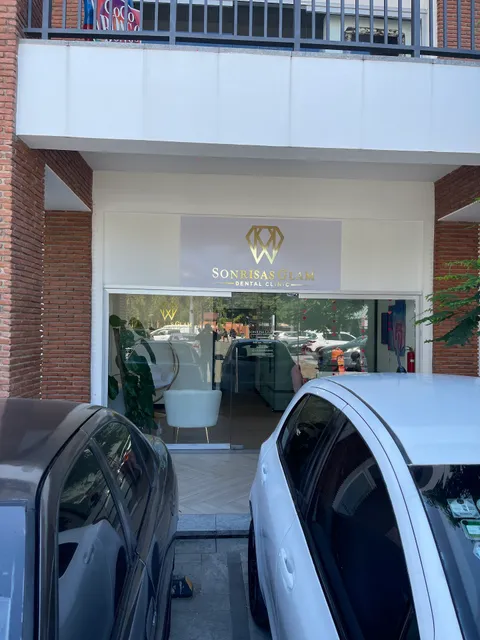 La Bruja Chupadora BBQ & Pub