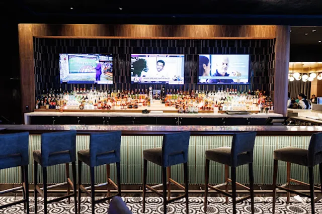 Admiral’s Steak & Seafood