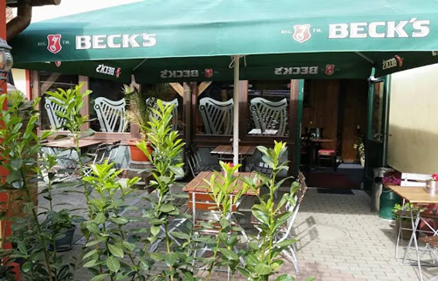 Restaurant & Bar ELANA / Pension
