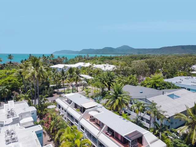 Tropical Reef Apartments