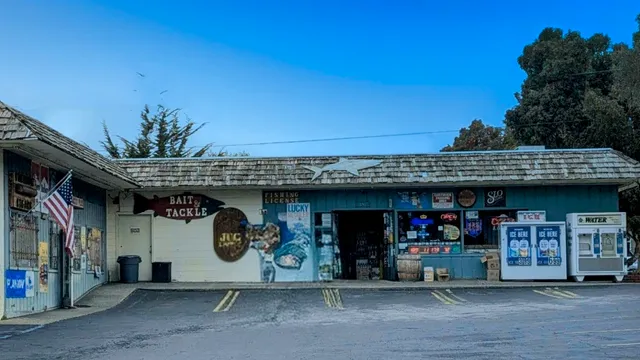 Morro Bay Market & Spirits