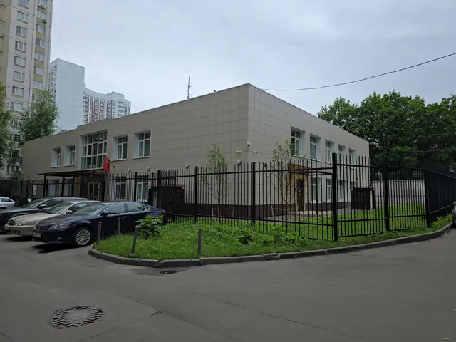 Hotel Day and Night on Michurinskiy