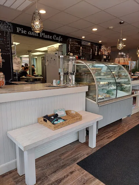 Pie and Plate Cafe
