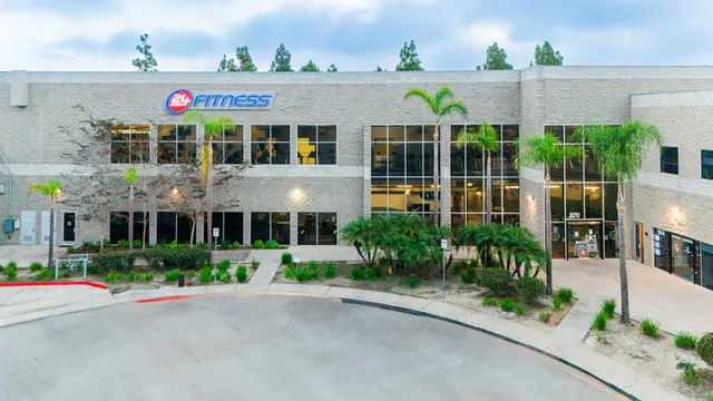 24 Hour Fitness