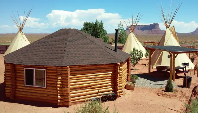 Monument Valley Tipi Village