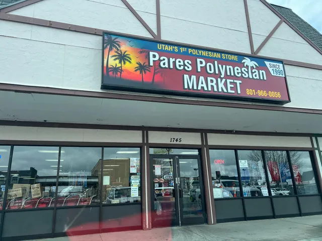 Pares Polynesian Market