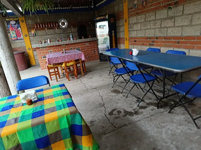 Chiles en nogada “La Dueña”