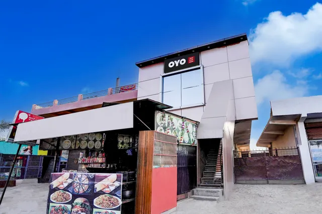 Hotel O Royal Grand Hotel