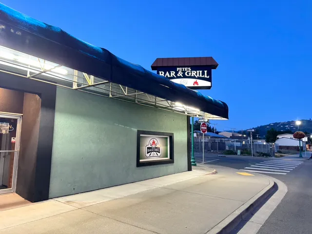 Pete’s Bar and Grill