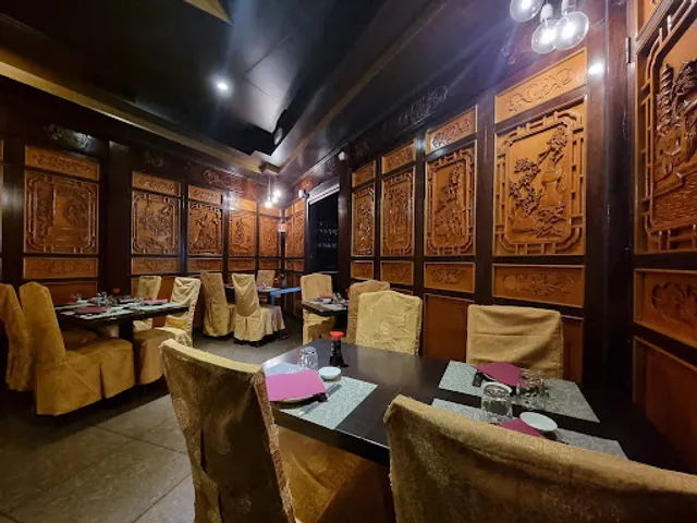 Fusion Restaurant - Dragon City