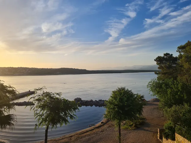 Seashore Residence Soline Bay