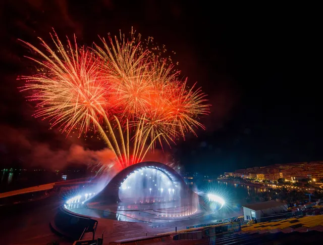 Kiss of the Sea show - Nụ hôn của Biển Cả