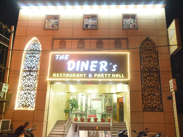 The Diner's Hotel & Banquets