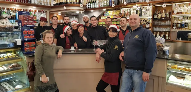 Cafe' Des Amis - Bar pasticceria gelateria