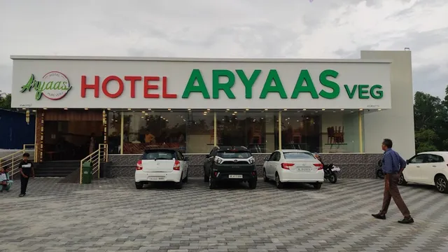 Hotel Aryaas