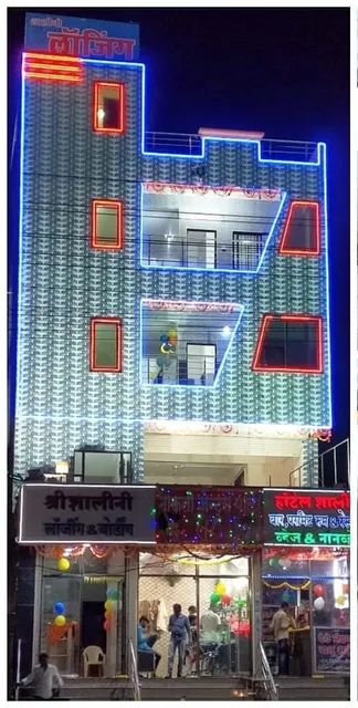 OYO 60623 Shree Shalini Lodge