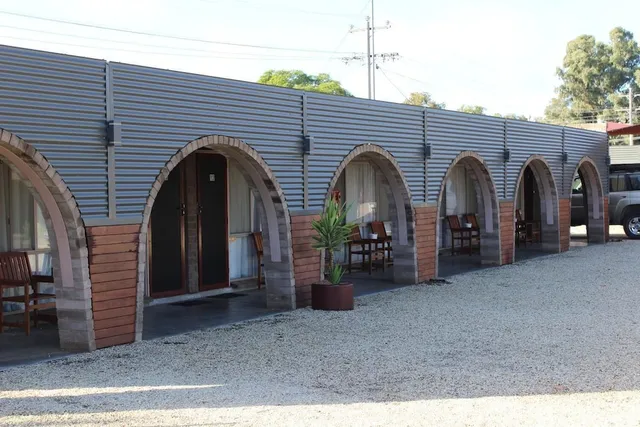 Thomas Lodge Motel Pty Ltd