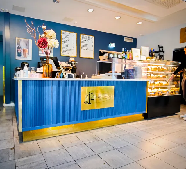 Pharmacy House - Café & Bakery