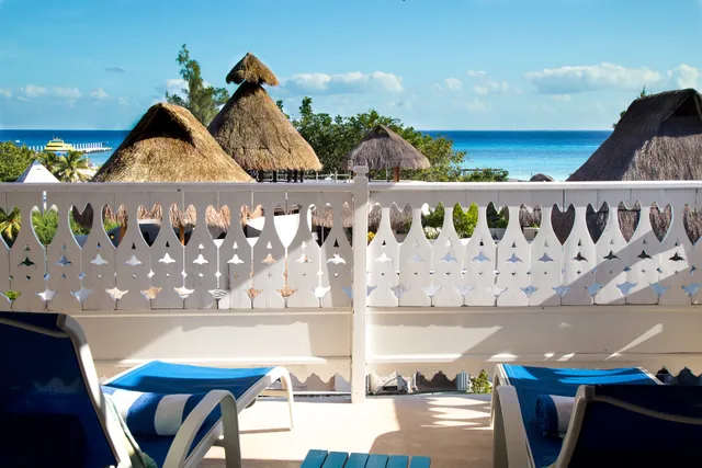 PLANTATION HOUSE SUITES