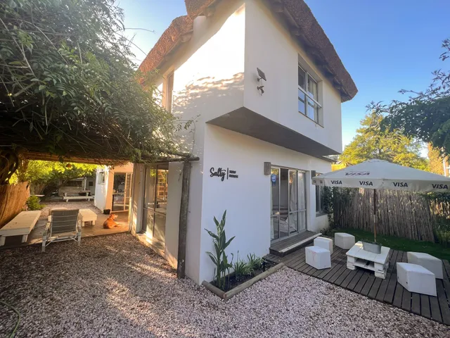 Salty House La Barra