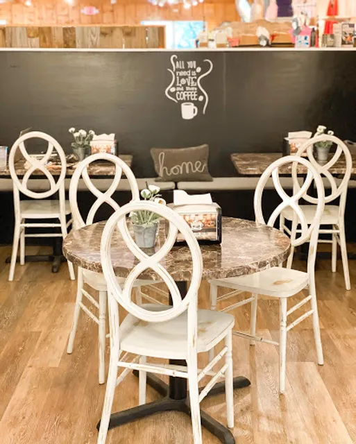 Marketplace Café & Crêperie