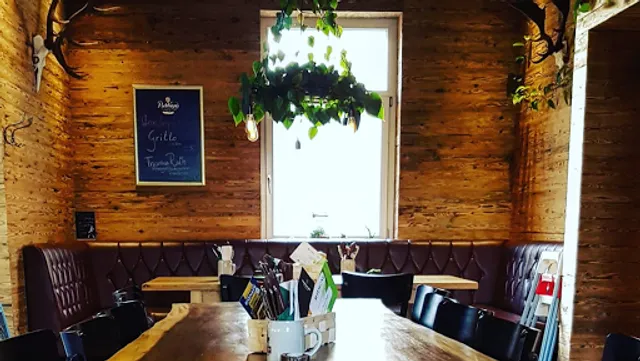 LORBEER im alten Schützenhof