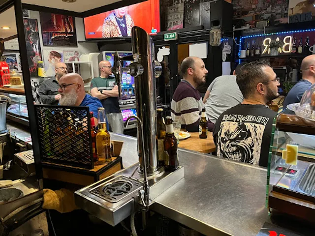 Cerveceria-cafetería De Película